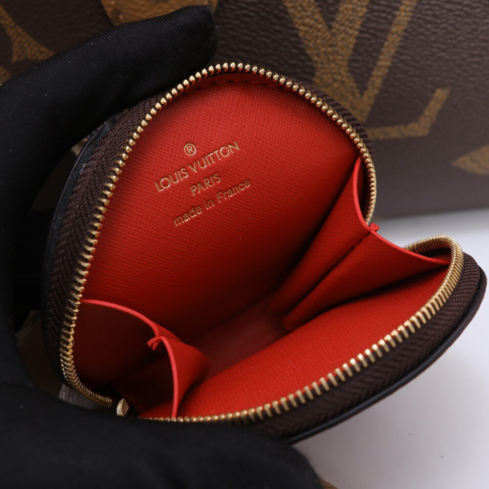 LV OnTheGo East West Bag - Replica Luxury Bags™