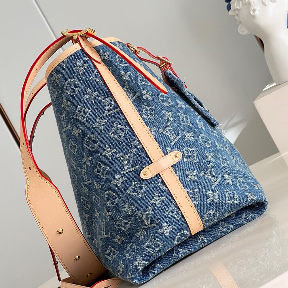 LV CarryAll MM Bag - Replica Luxury Bags™
