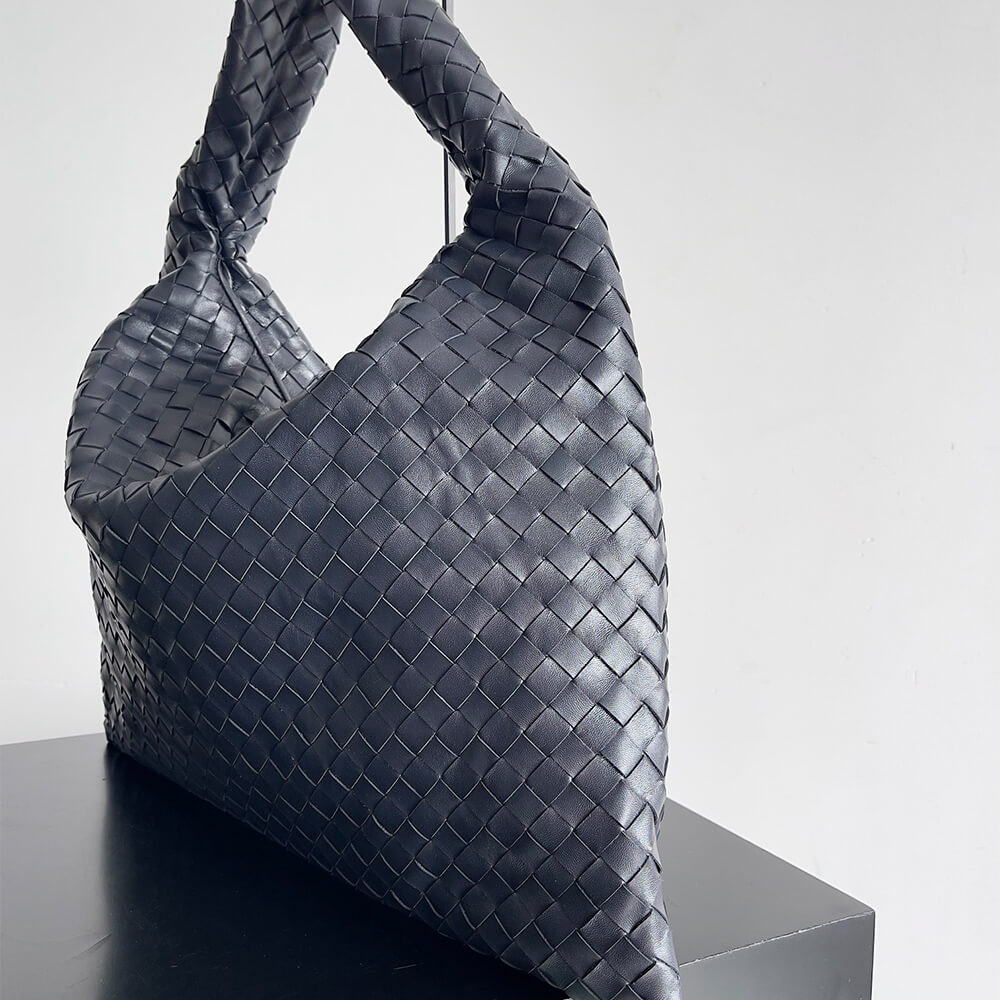 Bottega Veneta Large Hop Bag - Replica Luxury Bags™