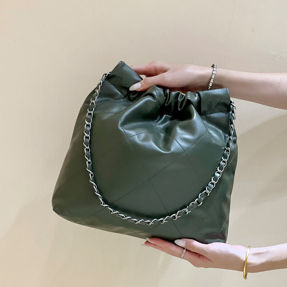 CHANEL 22 HANDBAG - Replica Luxury Bags™