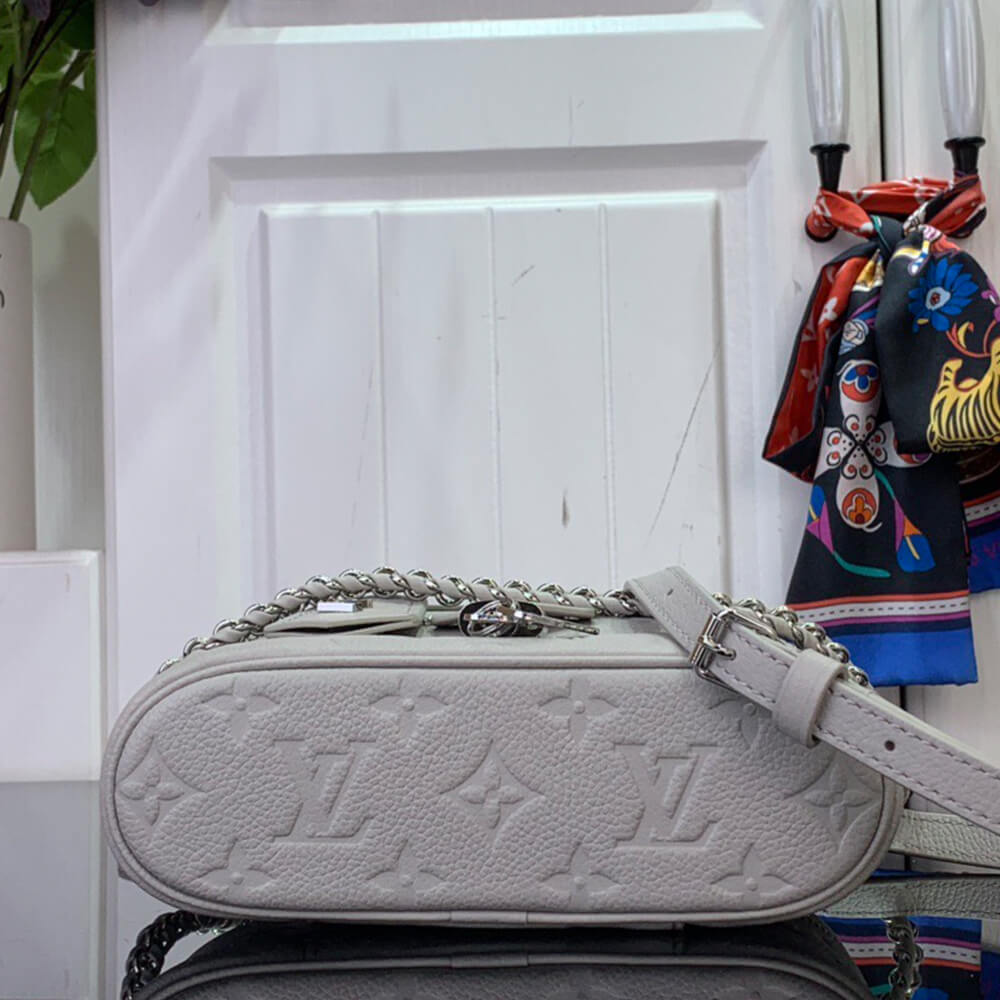 LV Vanity Chain Pouch Bag - Replica Luxury Bags™