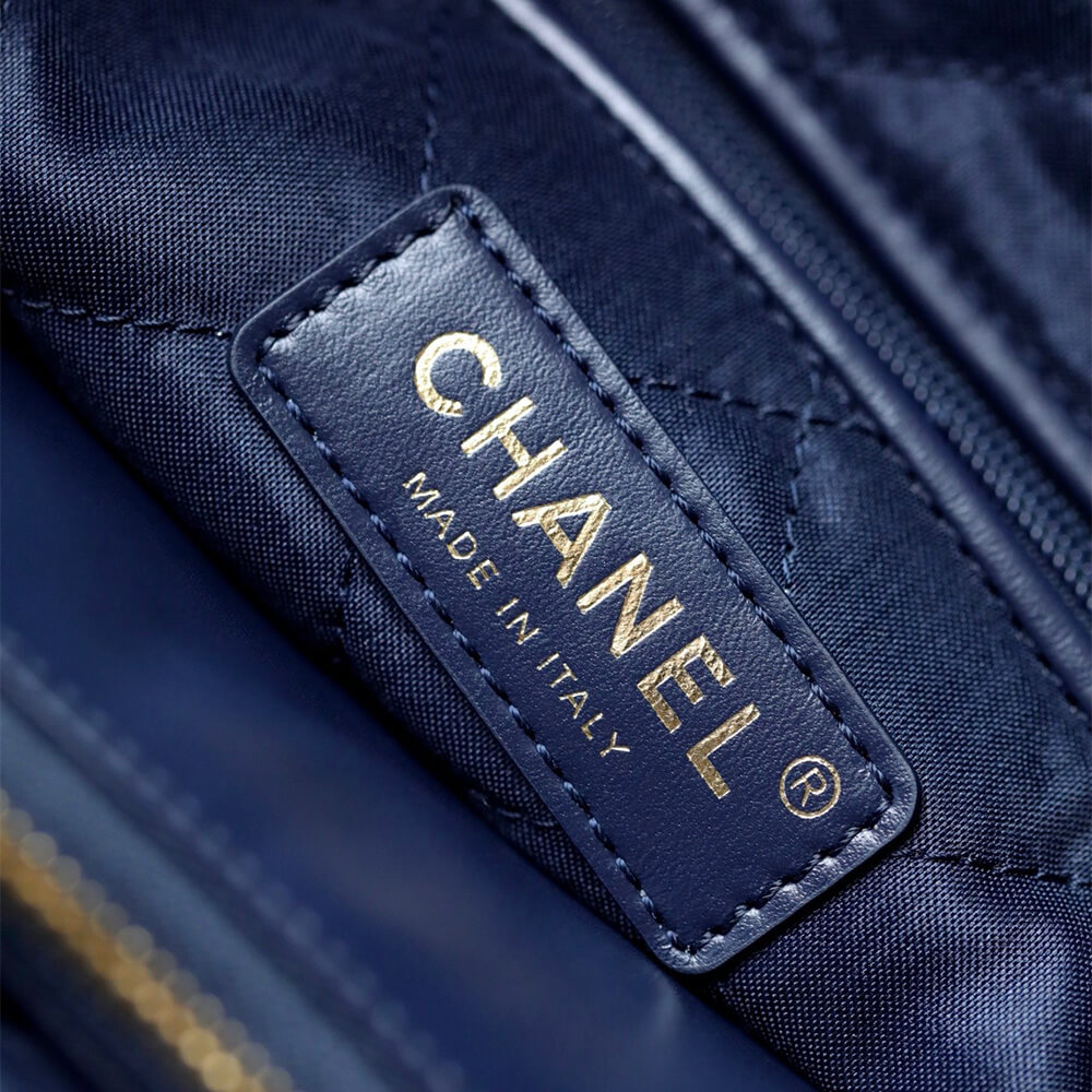 Chanel 22 Small Handbag - Replica Luxury Bags™