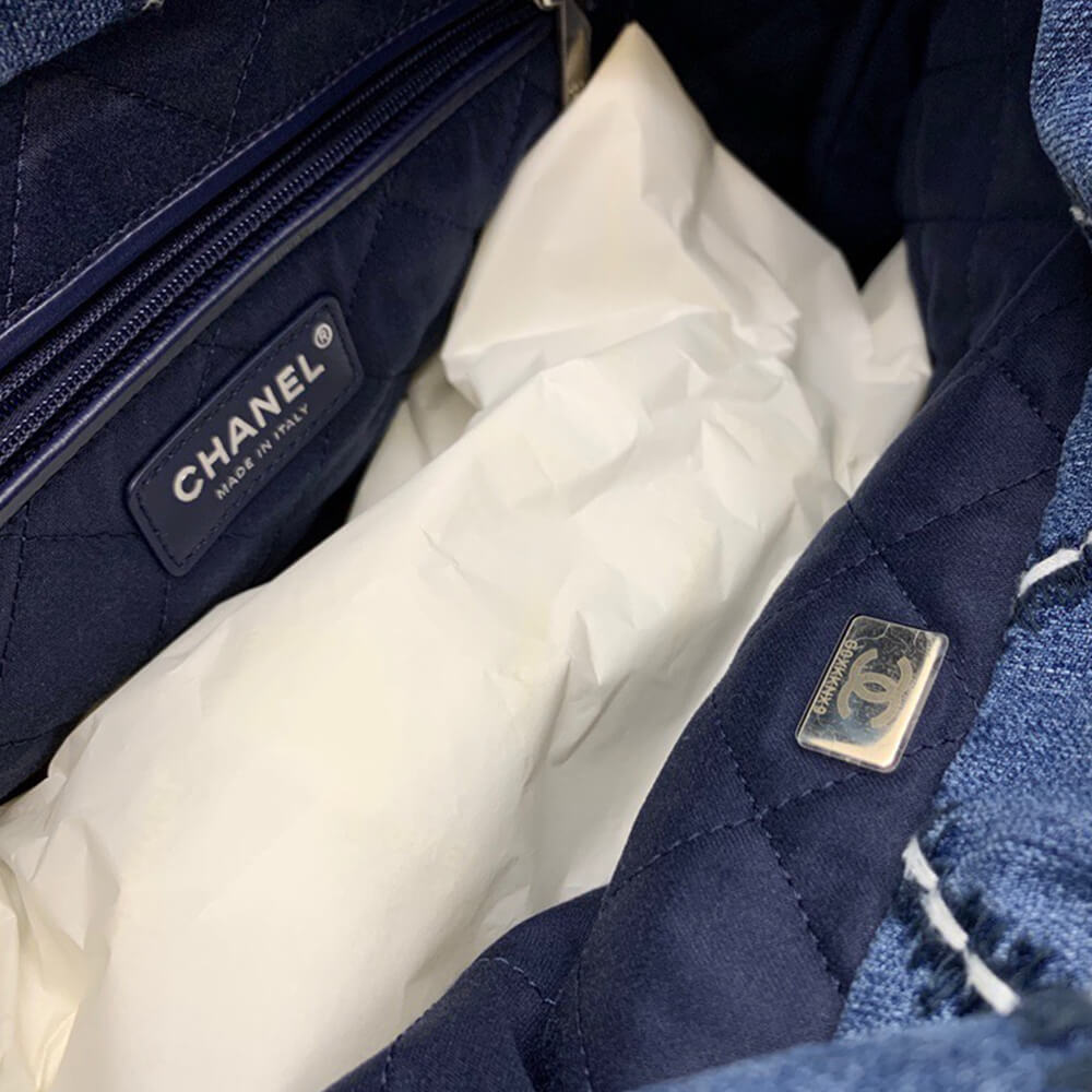 CHANEL 22 SMALL HANDBAG - Replica Luxury Bags™