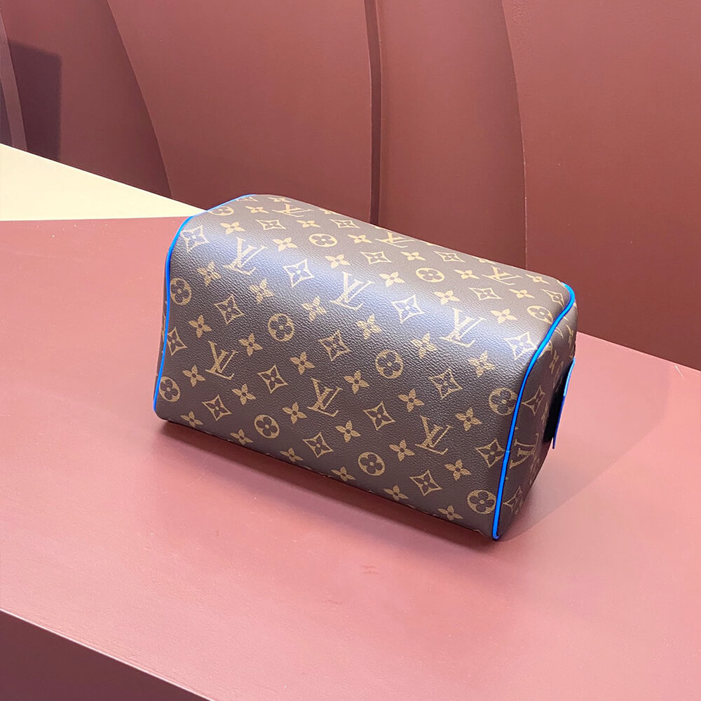 LV Dopp Kit Bag - Replica Luxury Bags™