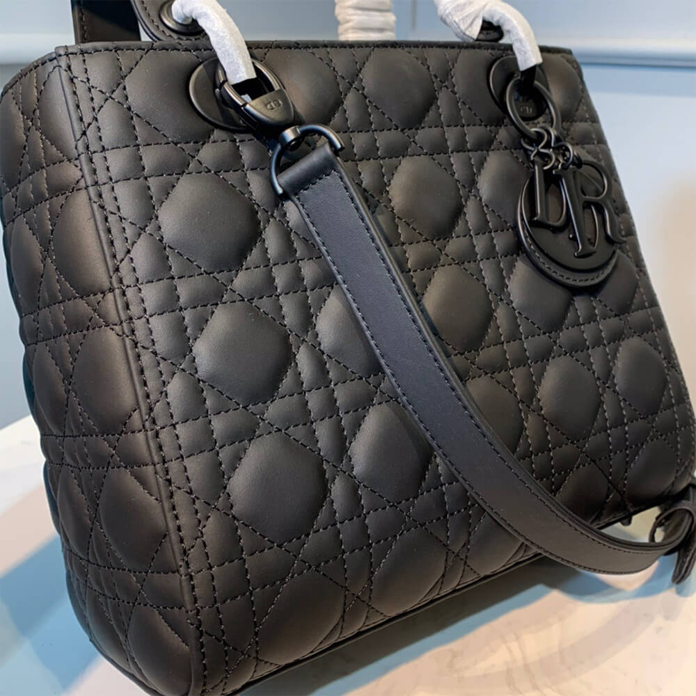 Dior Medium Lady Dior Bag - Replica Luxury Bags™