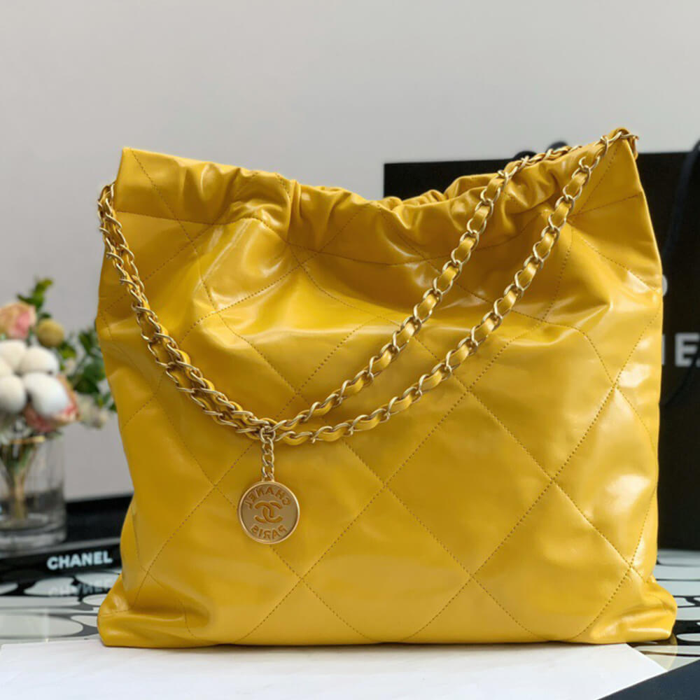 Chanel 22 Small Handbag in Yellow with Gold Hardware - Replica Luxury Bags™