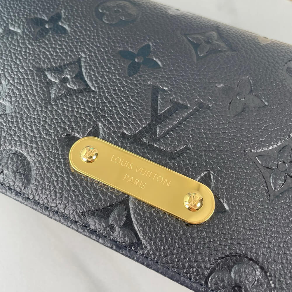LV Wallet On Chain Lily Bag - Replica Luxury Bags™