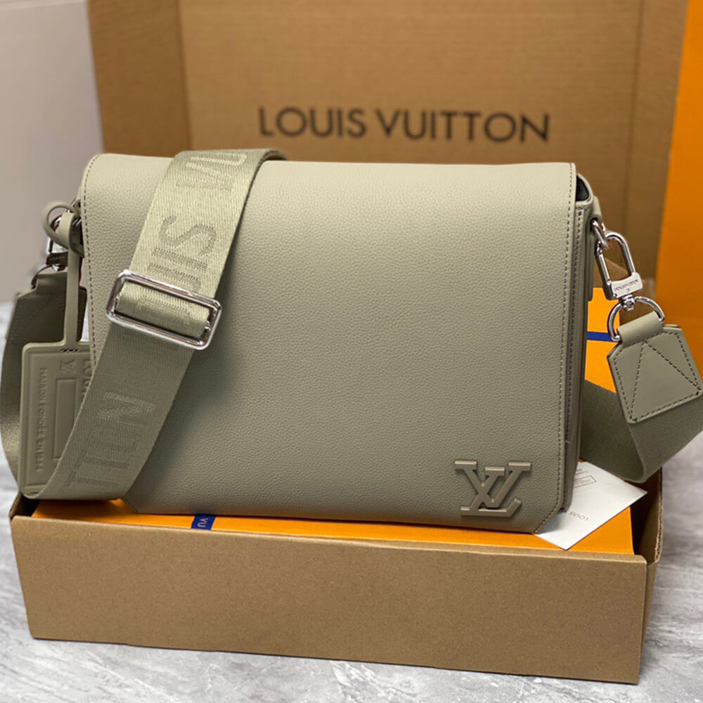 LV Takeoff Messenger Bag - Replica Luxury Bags™