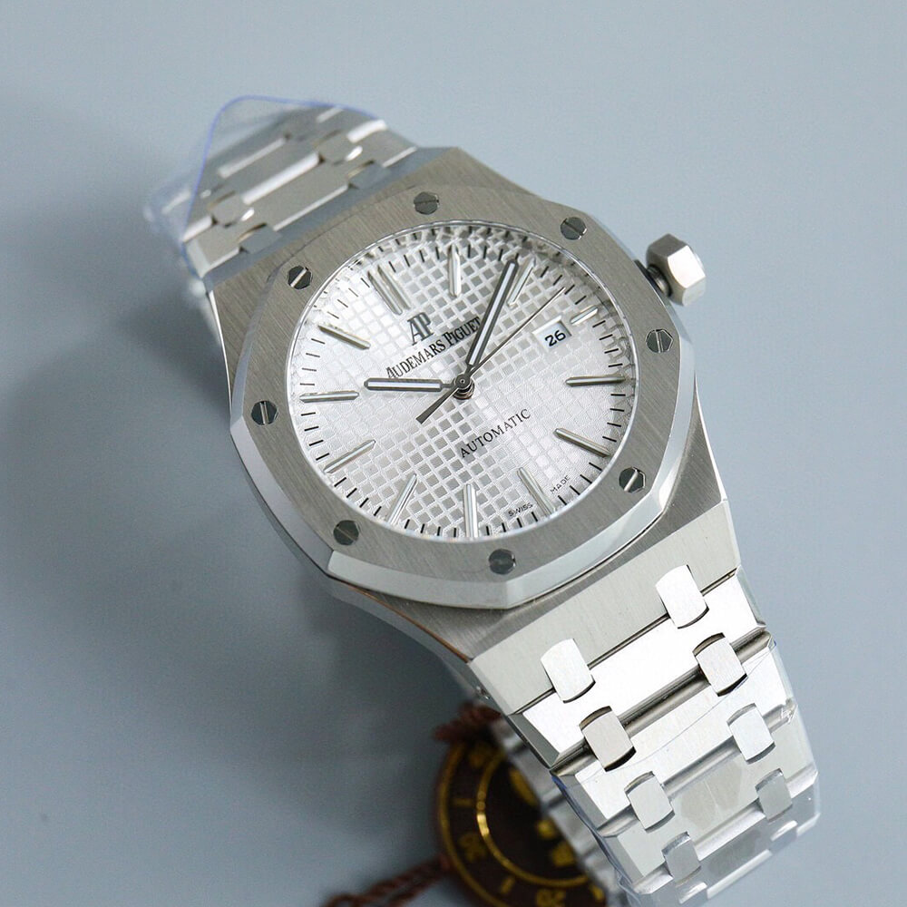 Audemars Piguet Royal Oak 15400 - Replica Luxury Bags™