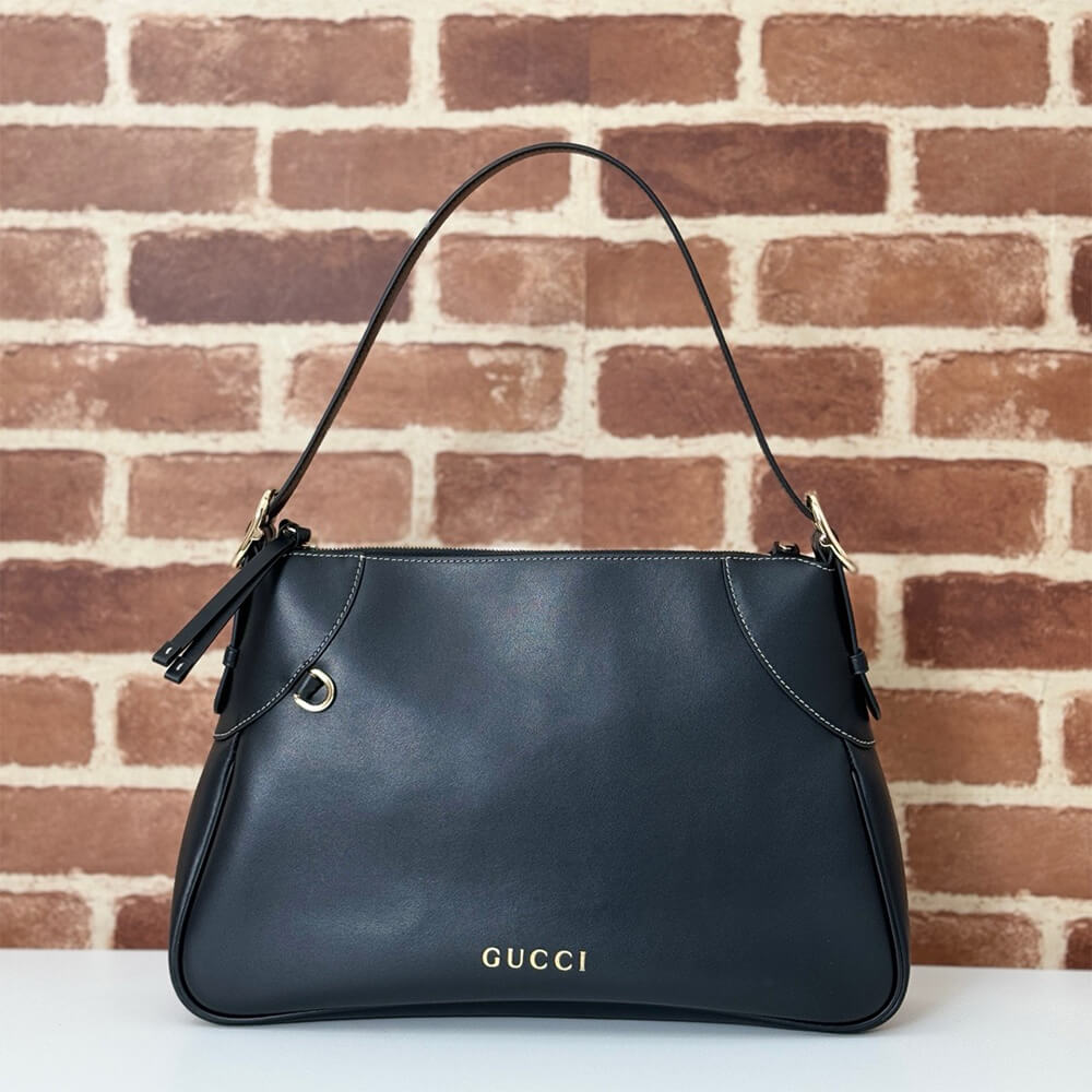 Gucci GG Emblem Medium Shoulder Bag - Replica Luxury Bags™