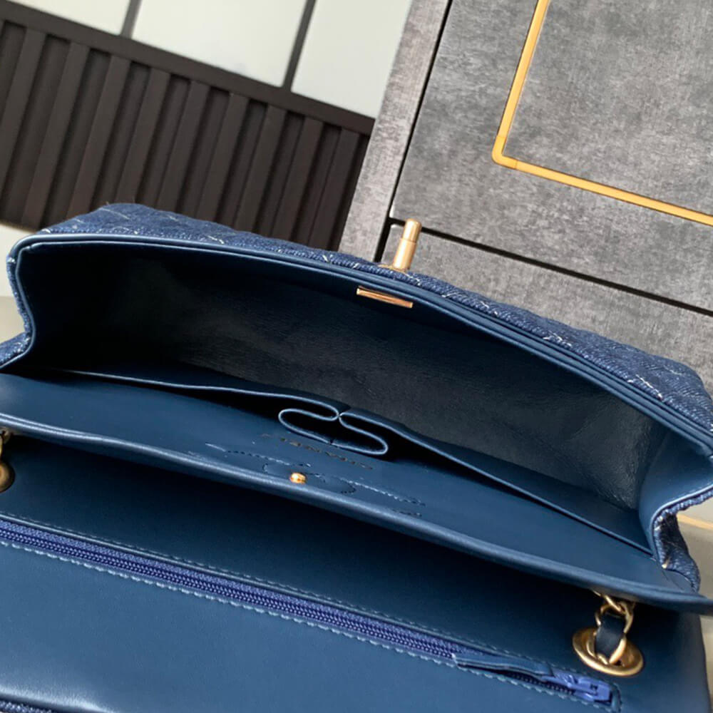 CHANEL Suede Classic Double Flap Handbag - Replica Luxury Bags™