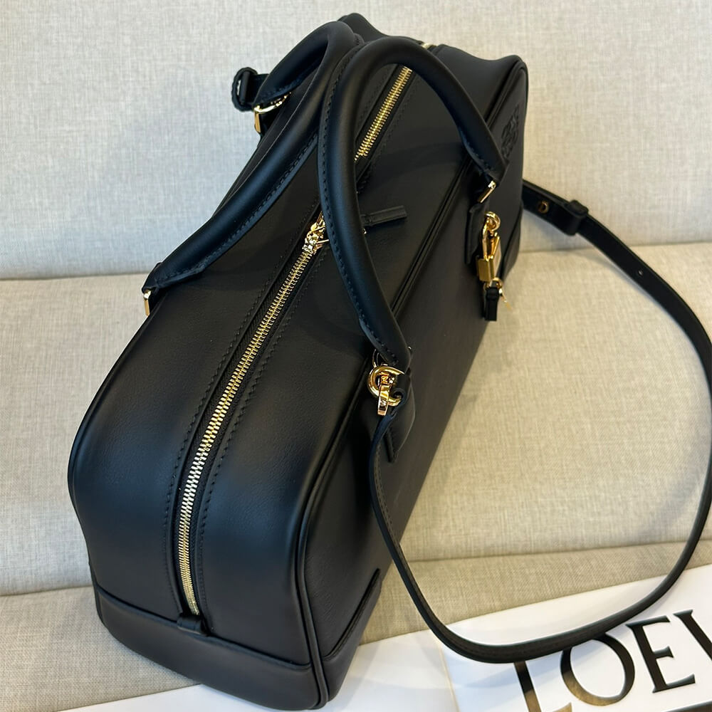 Loewe Amazona 28 Bag in Nappa Calfskin - Replica Luxury Bags™