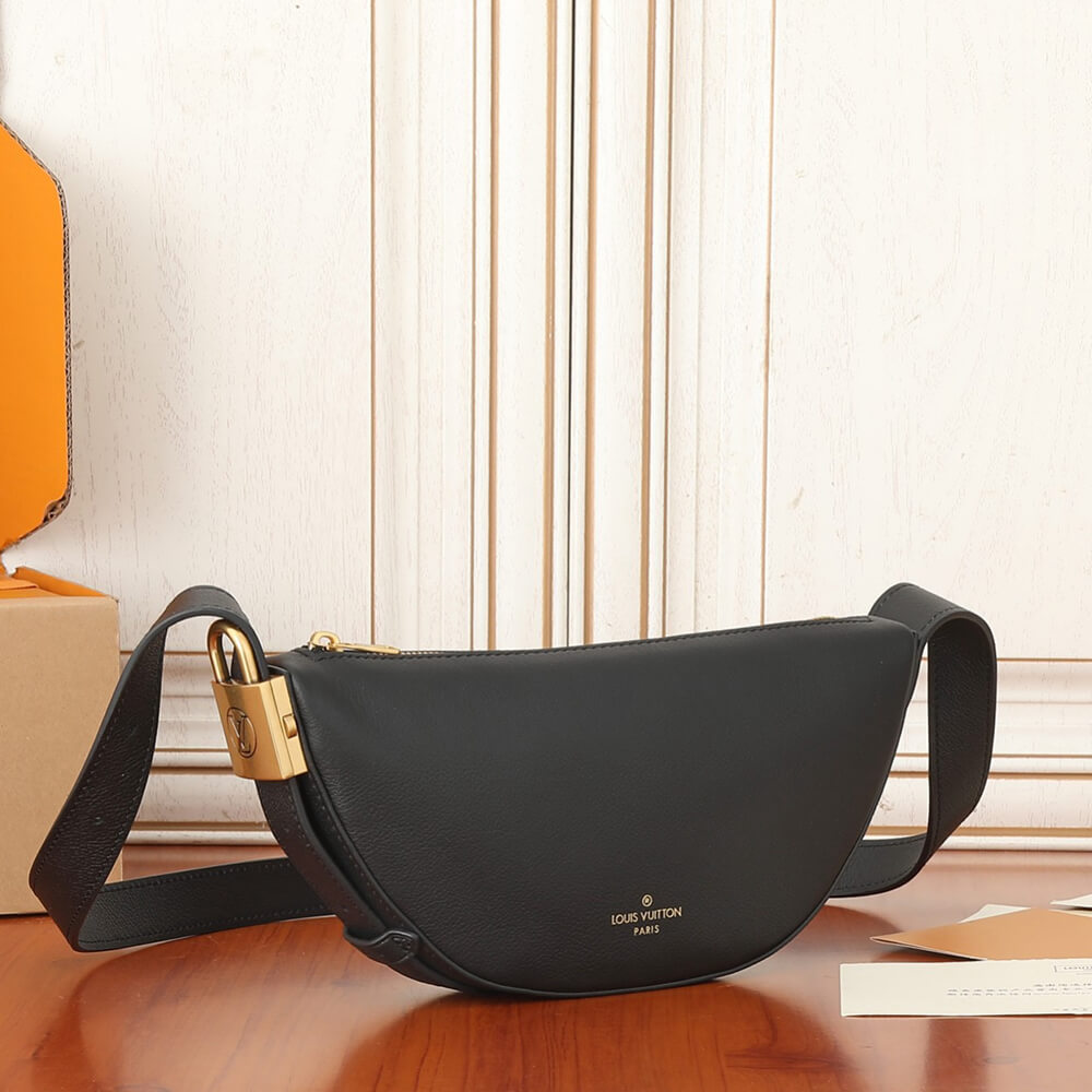 LV Low Key Bumbag - Replica Luxury Bags™