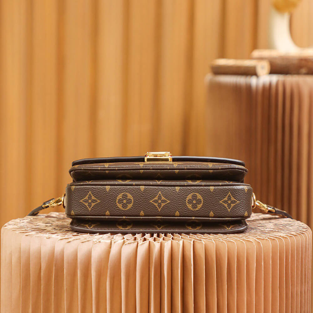 LV Pochette Metis East West Bag - Replica Luxury Bags™