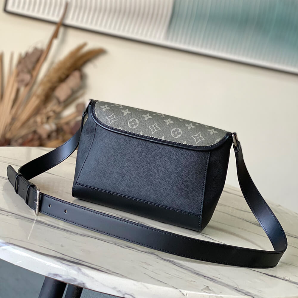 LV Pulse Messenger Bag - Replica Luxury Bags™