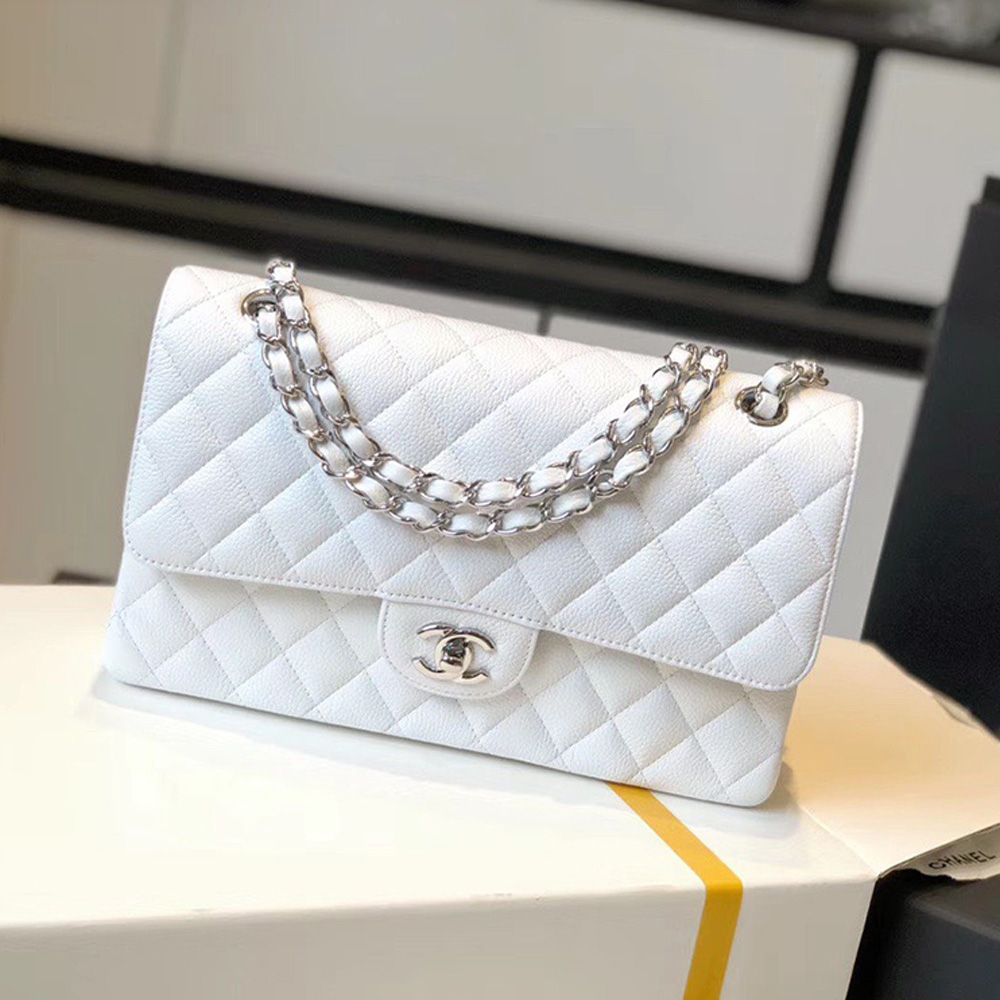 Chanel Classic Flap Handbag - Replica Luxury Bags™