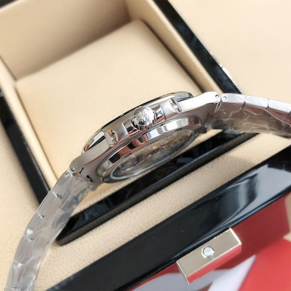 Patek Philippe Nautilus 5711/1A - Replica Luxury Bags™