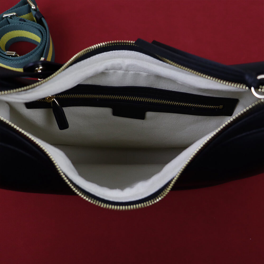 Gucci Attache Large Shoulder Bag - Replica Luxury Bags™