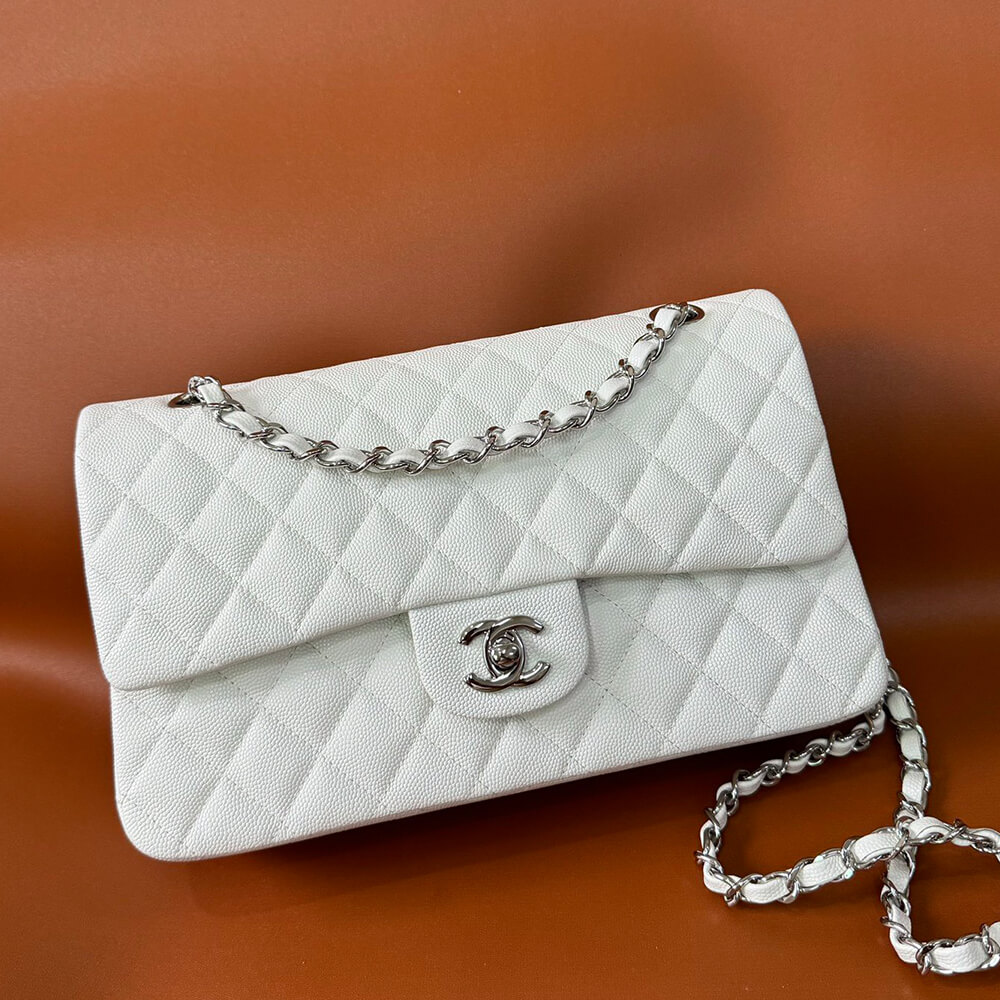 Chanel Classic Flap Handbag - Replica Luxury Bags™