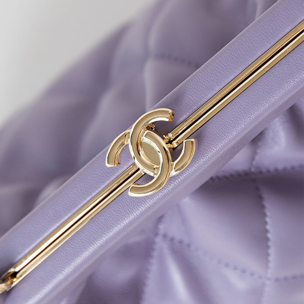 Chanel Clutch Bag with Chain - Replica Luxury Bags™