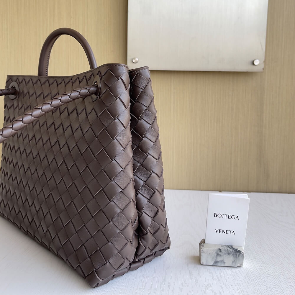 Bottega Veneta Medium Andiamo Bag - Replica Luxury Bags™