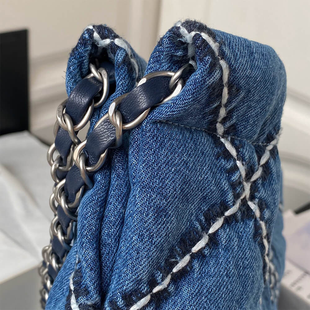 CHANEL 22 HANDBAG - Replica Luxury Bags™