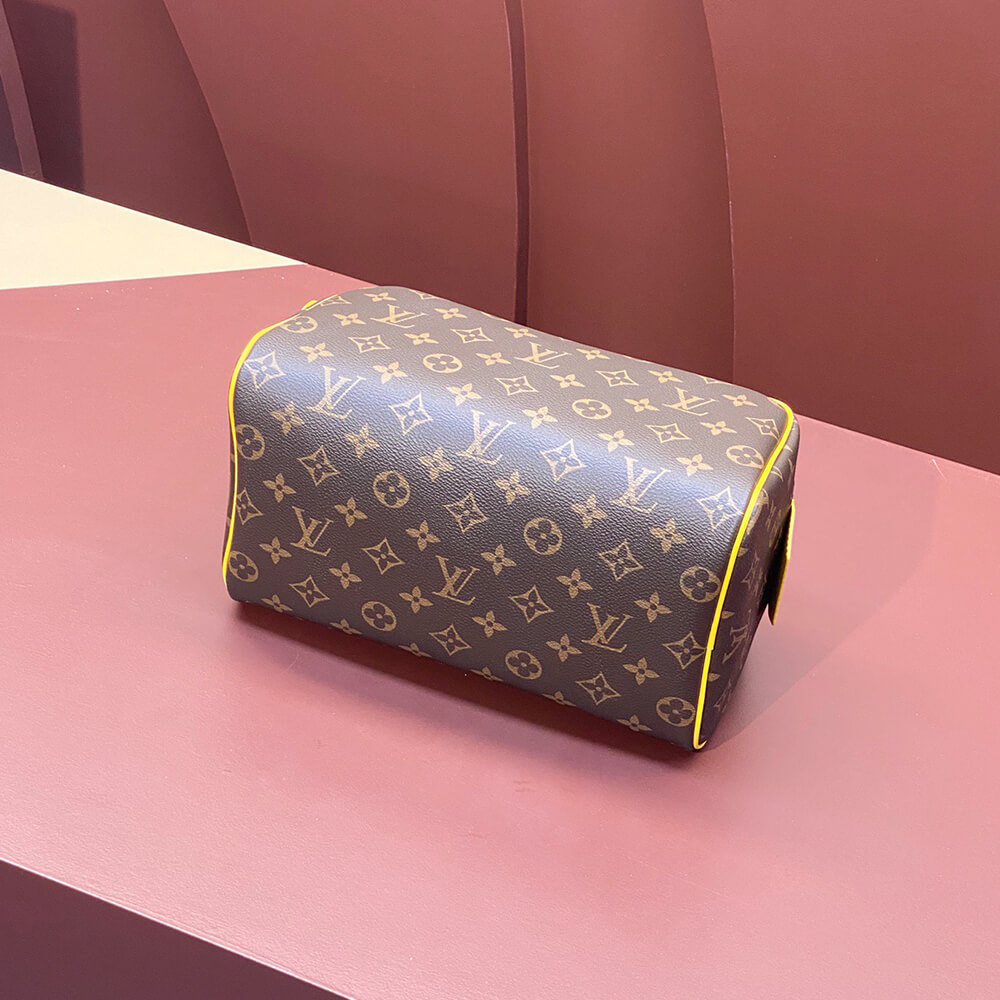 LV Dopp Kit Bag - Replica Luxury Bags™