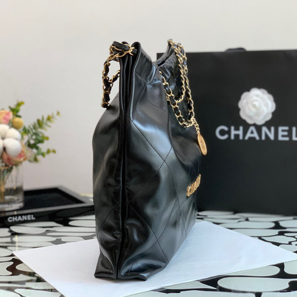 Chanel 22 Small Handbag - Replica Luxury Bags™