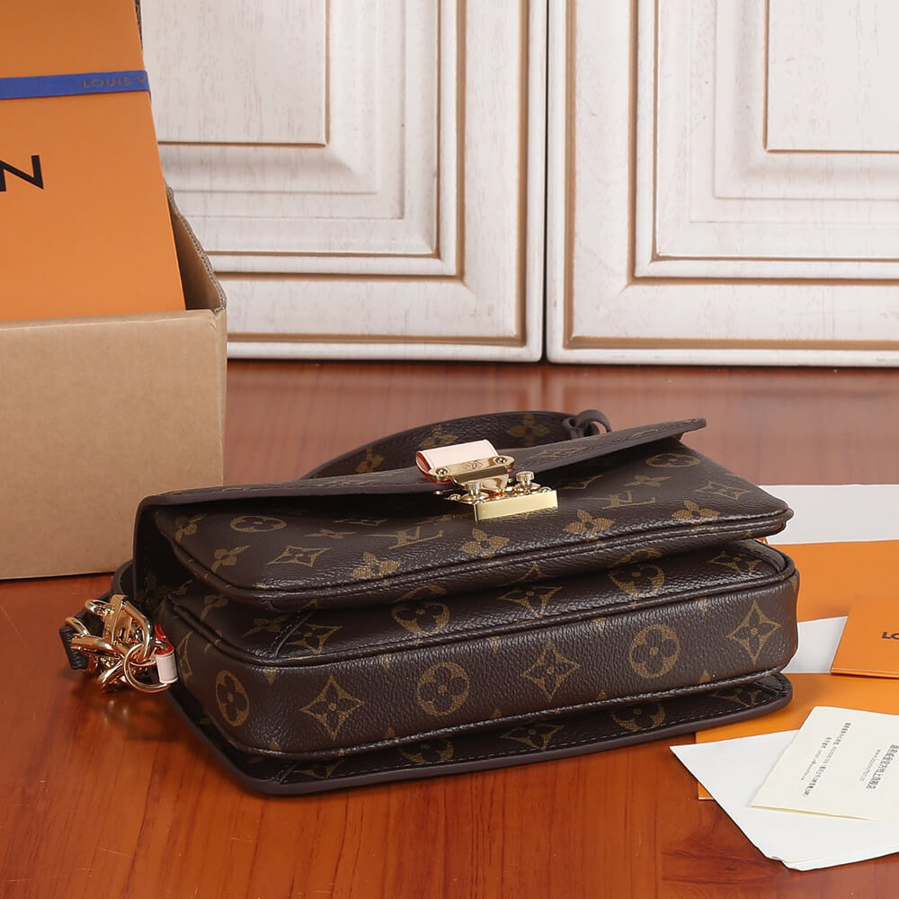 LV Pochette Metis East West Bag - Replica Luxury Bags™