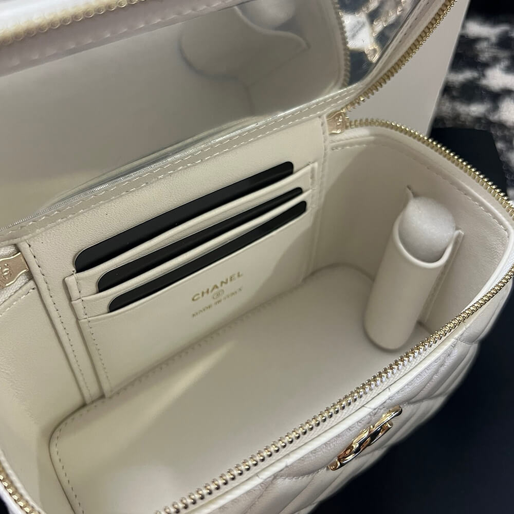 Chanel Vanity Case Bag With Chain - Replica Luxury Bags™