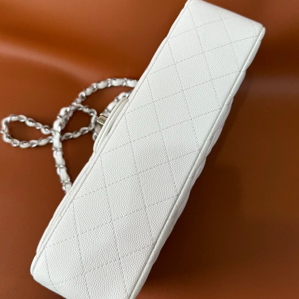 Chanel Classic Flap Handbag - Replica Luxury Bags™