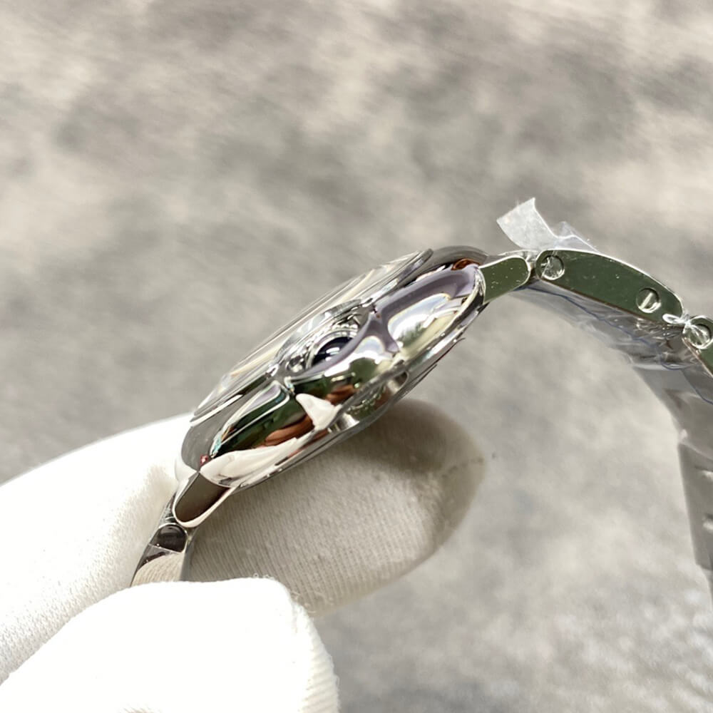 Cartier 28mm Ballon Bleu de Cartier watch - Replica Luxury Bags™