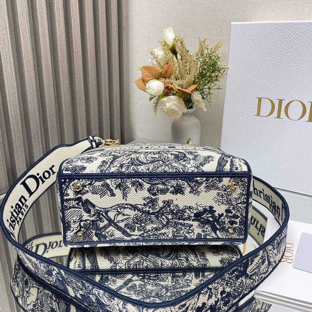 Dior Medium Lady D-Lite Bag - Replica Luxury Bags™