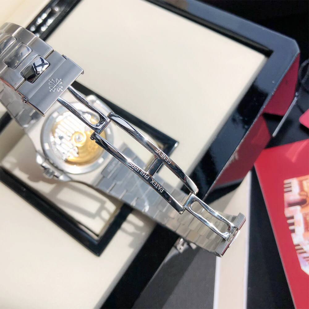 Patek Philippe Nautilus 5711/1A - Replica Luxury Bags™