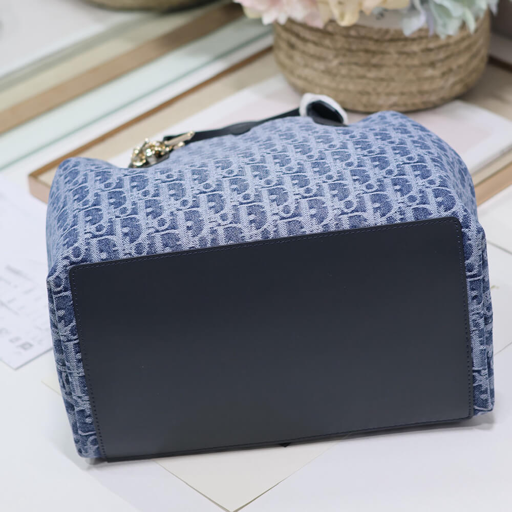 Medium Dior Toujours Bag - Replica Luxury Bags™