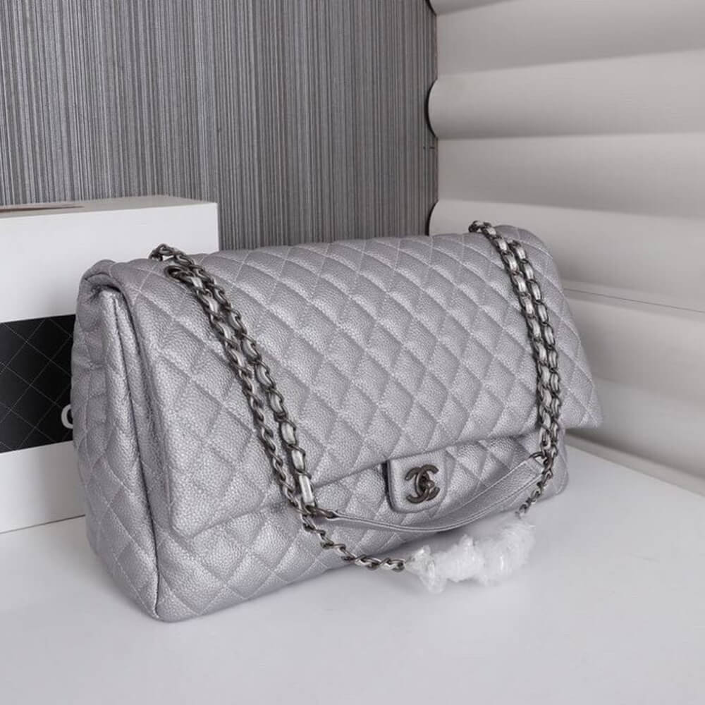Chanel Travel Flap Bag Black - Replica Luxury Bags™