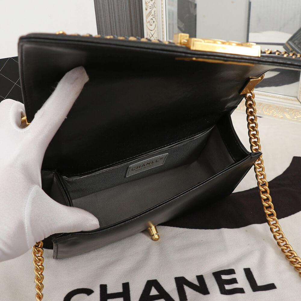 Chanel Top Handle Boy Handbag - Replica Luxury Bags™