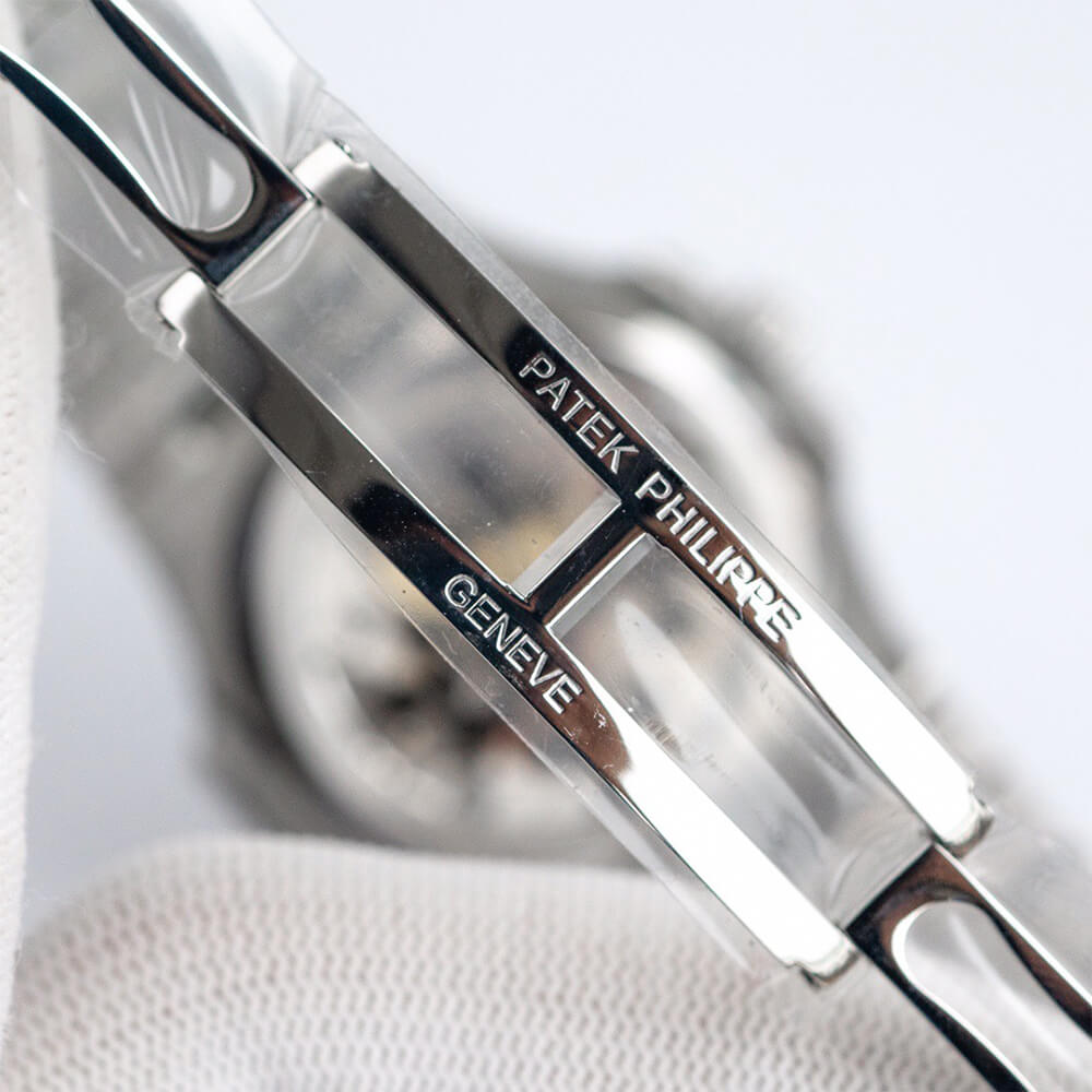 Patek Philippe 5712 - Replica Luxury Bags™