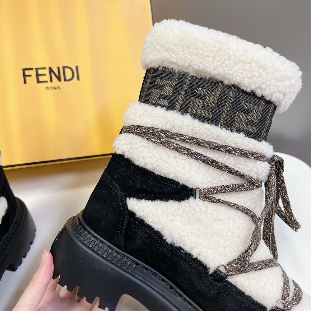 Fendi Apres Chic Shoes - Replica Luxury Bags™