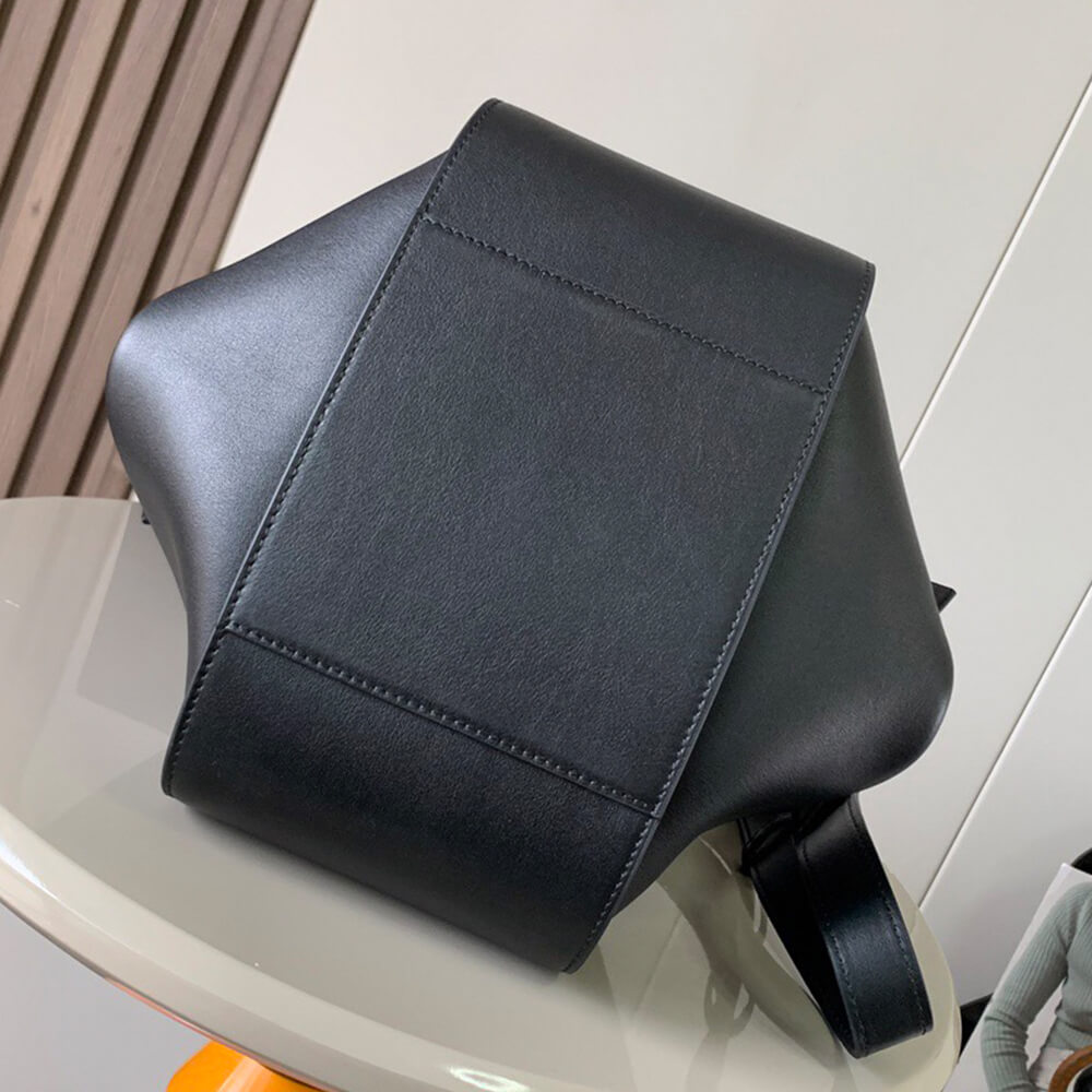 Loewe Small Hammock Bag in Classic Calfskin - Replica Luxury Bags™