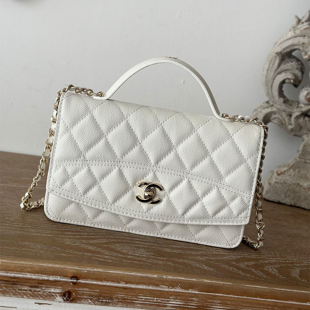 Chanel Clutch Bag With Chain - Replica Luxury Bags™