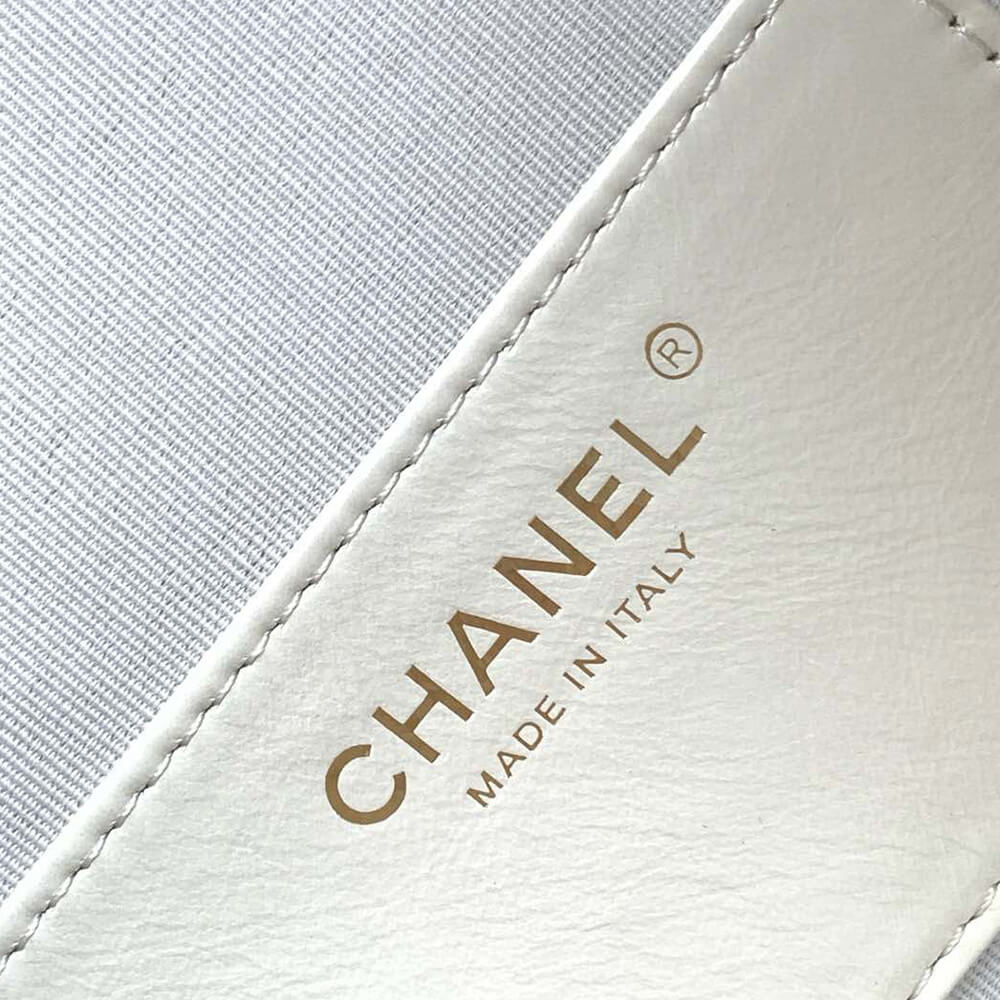 Chanel 25 Medium Handbag - Replica Luxury Bags™