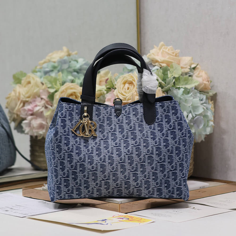Medium Dior Toujours Bag - Replica Luxury Bags™