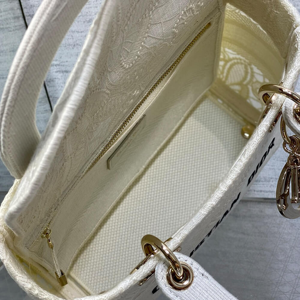 Dior Medium Lady D-Lite Bag - Replica Luxury Bags™