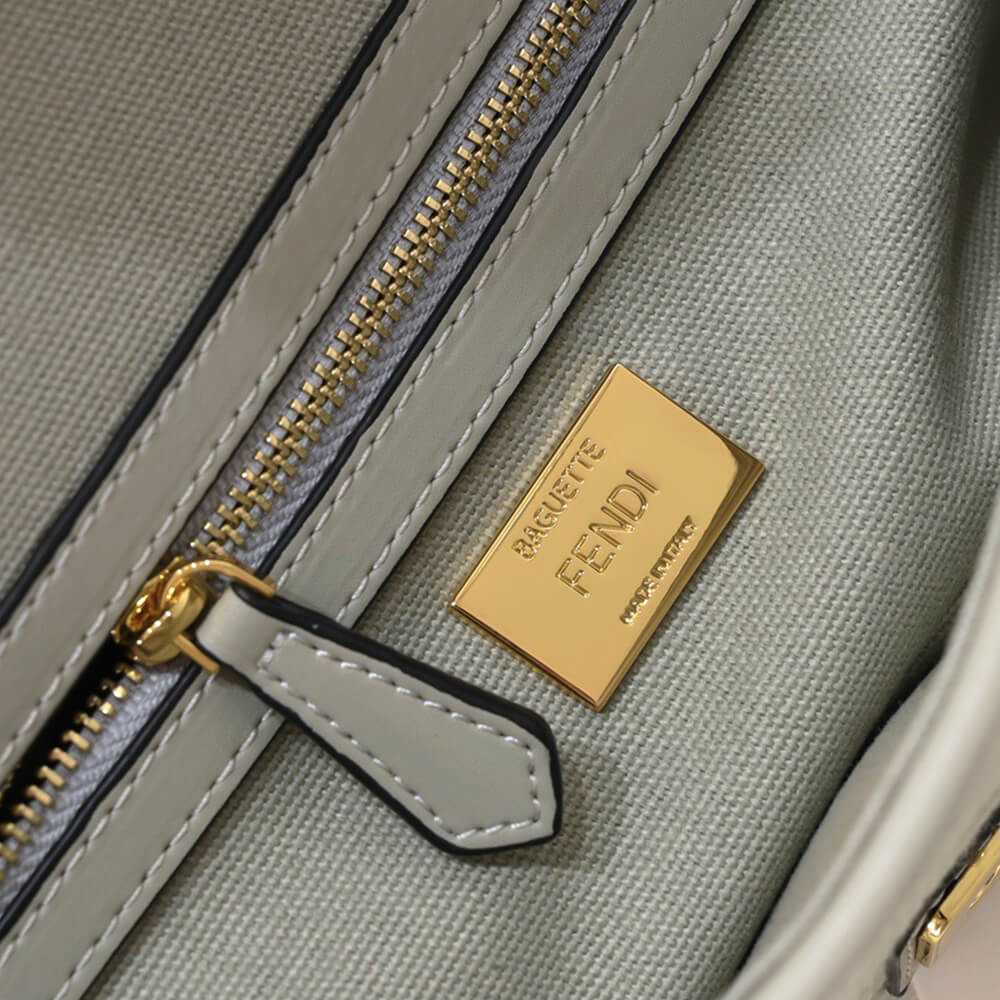 Fendi Baguette Bag - Replica Luxury Bags™