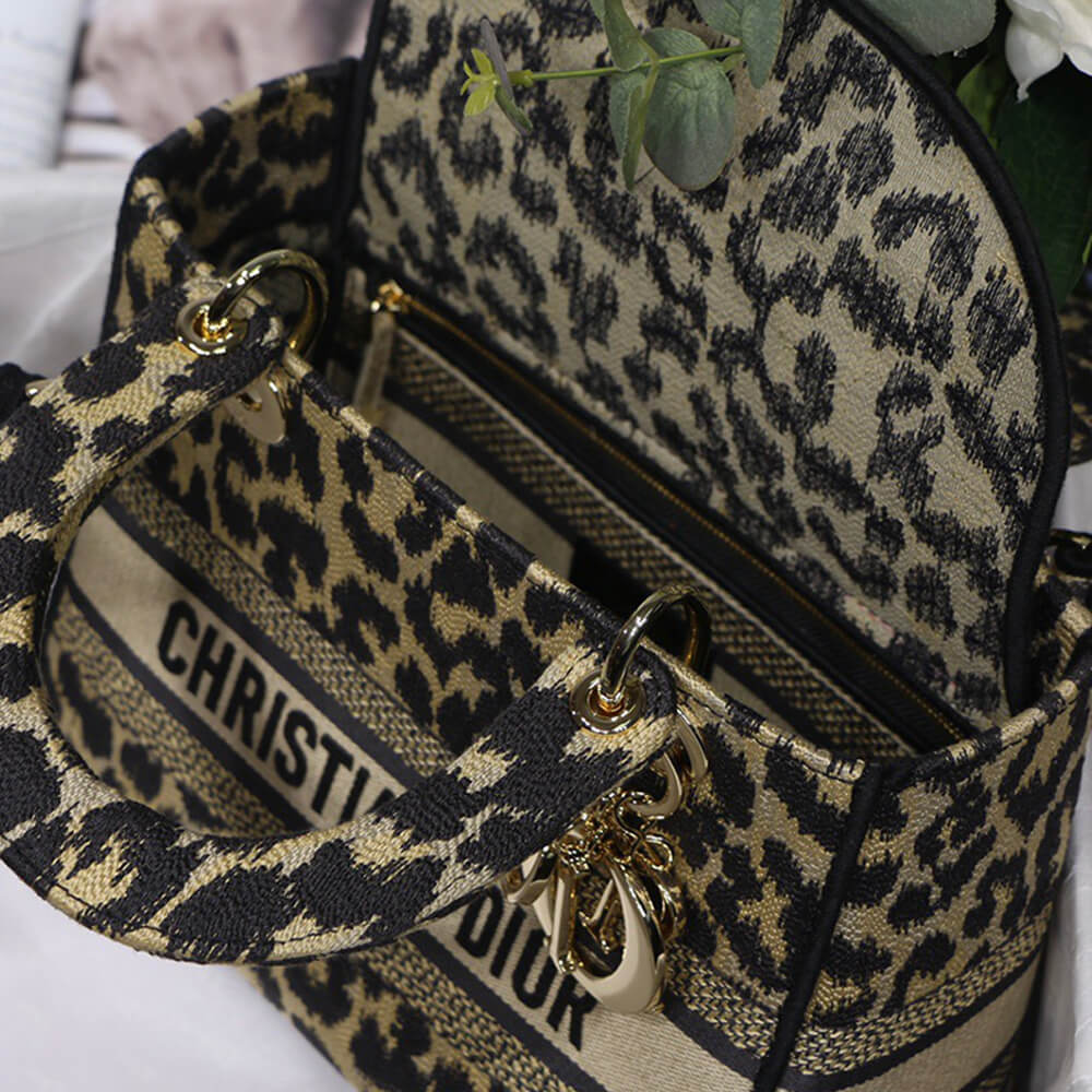 Dior Medium Lady D-Lite Bag - Replica Luxury Bags™