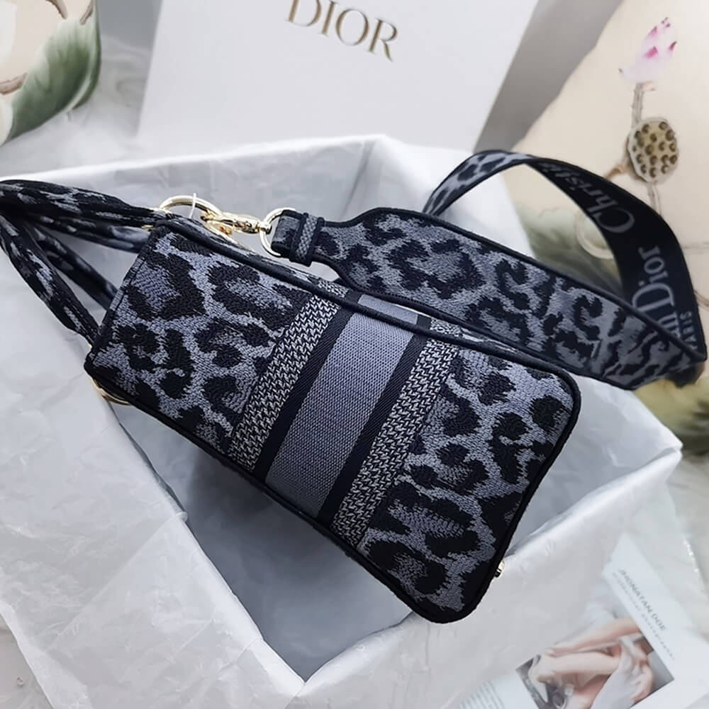 Dior Medium Lady D-Lite Bag - Replica Luxury Bags™