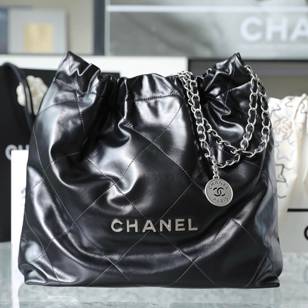 CHANEL 22 HANDBAG - Replica Luxury Bags™