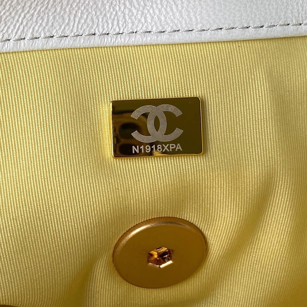 Chanel 19 Handbag - Replica Luxury Bags™