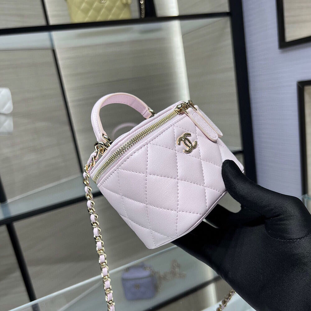 Chanel Quilted Pearl Crush Mini Vanity Case Bag With Top Handle - Replica Luxury Bags™